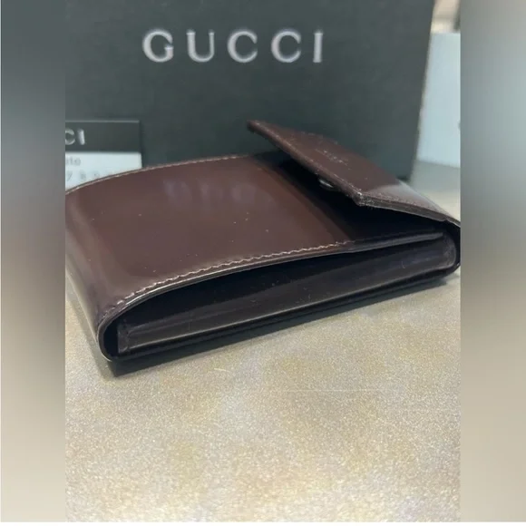 GUCCI *KEY HOLDER & WALLET Unisex w/ box LIKE NEW Burgundy color